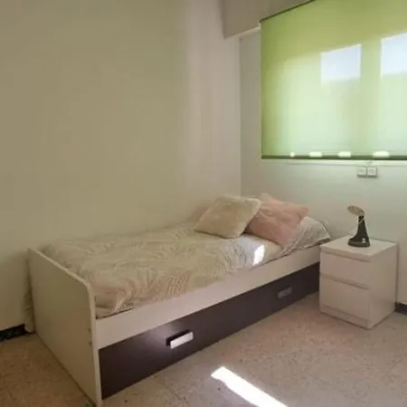 Acogedor 6 Personas En El Centro De Llanca, Cerca De Playas Y Actividades Familiares - Es-170-88 *