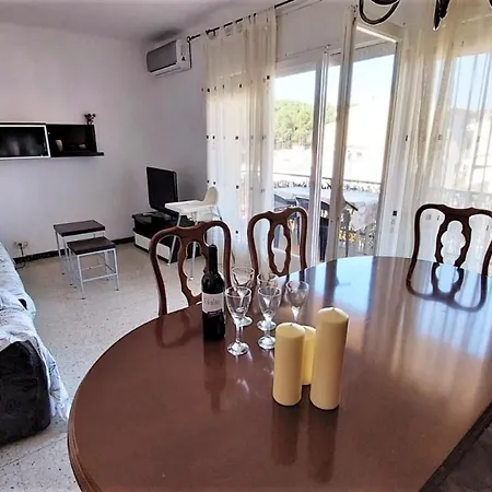 Апартаменты Acogedor 6 Personas En El Centro De Llanca, Cerca De Playas Y Actividades Familiares - Es-170-88